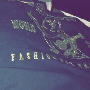 Meet your Posher, Anuar